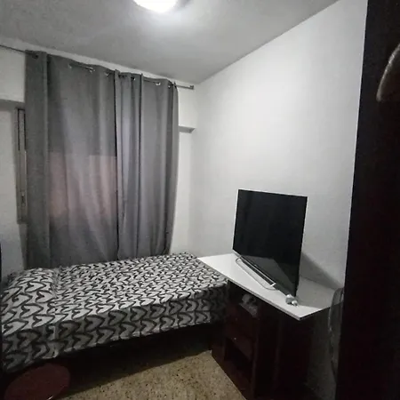 Cama Grande Doble 150 X190 Tv Wifi Alicante